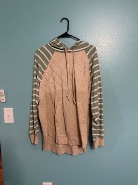 Maurices Beige Quilted Hoodie with Green & White Striped Sleeves